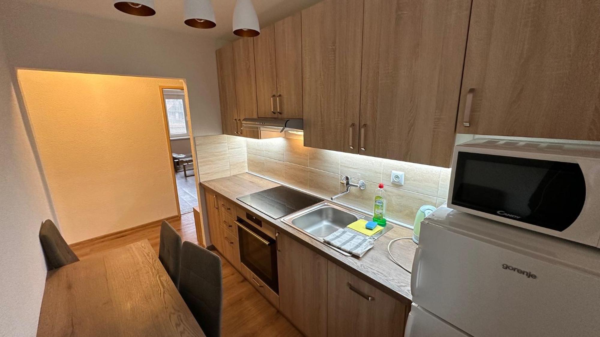 3 Room Apartment, Free Parking, Lipótszentmiklós Kültér fotó