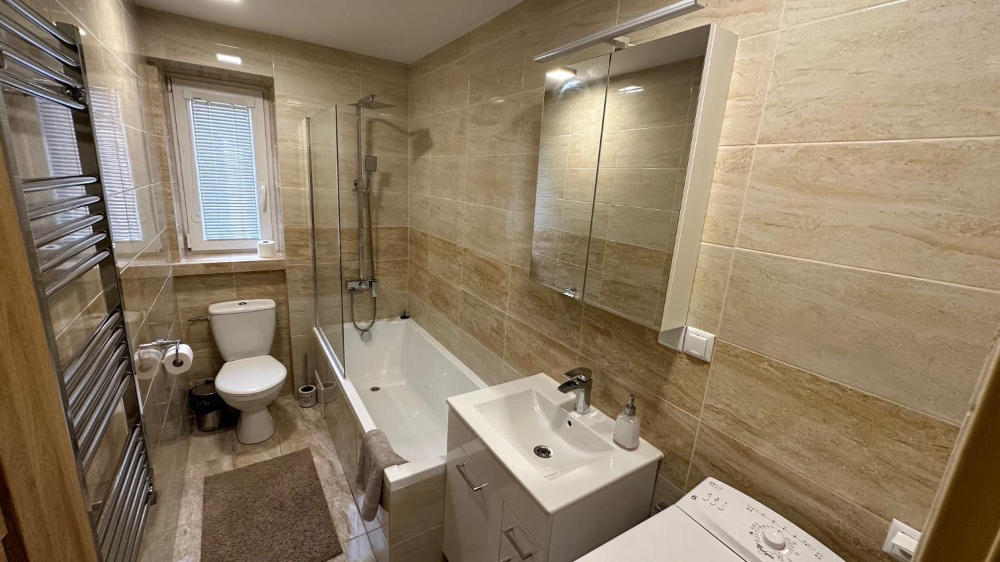 3 Room Apartment, Free Parking, Lipótszentmiklós Kültér fotó