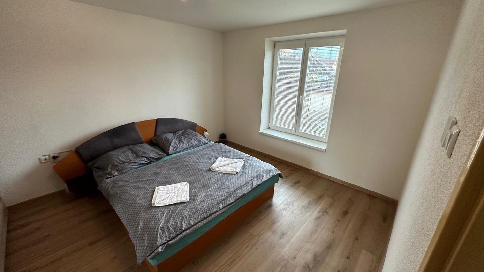 3 Room Apartment, Free Parking, Lipótszentmiklós Kültér fotó