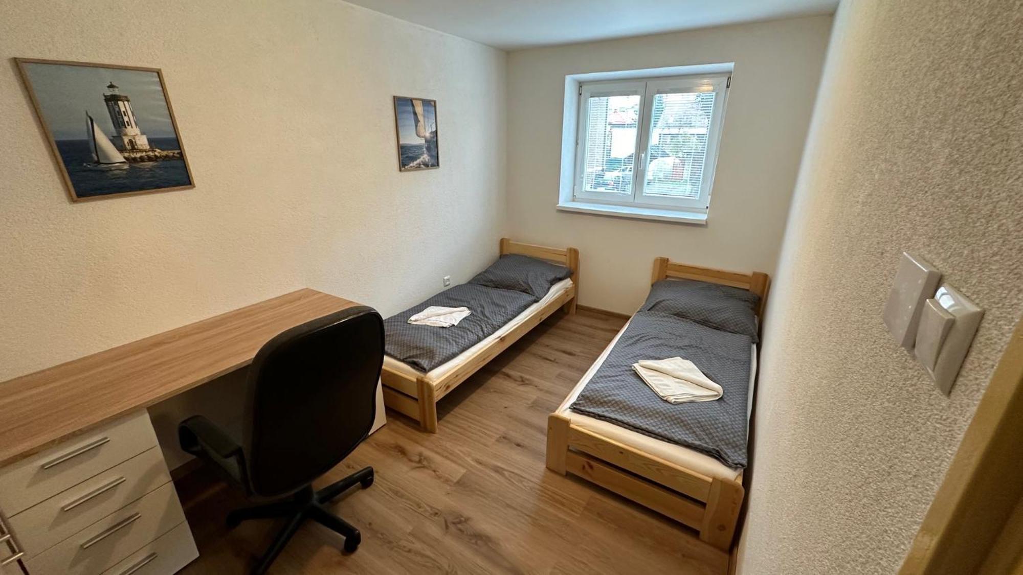 3 Room Apartment, Free Parking, Lipótszentmiklós Kültér fotó